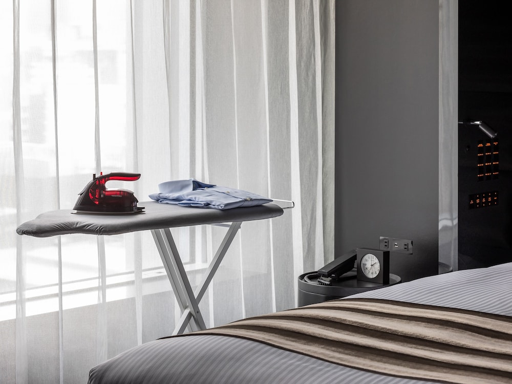 スーペリアコーナーツイン (禁煙) 客室2 | 三井ガーデンホテル日本橋プレミア