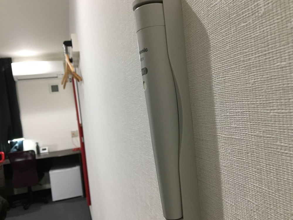 ダブルルーム(連泊清掃無し) 客室の設備とサービス1 | やどまる美祢 敷地内禁煙