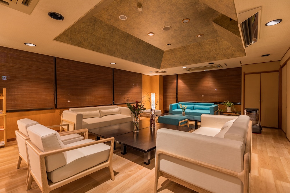 コンフォート ルーム リビング エリア0 | 頼朝の湯 本陣