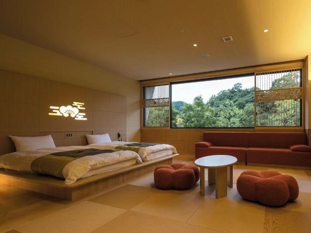 【シャワー付・本館和洋室】七折 グリーンパークビュー【禁煙】 客室1 | 奥日田温泉 うめひびき