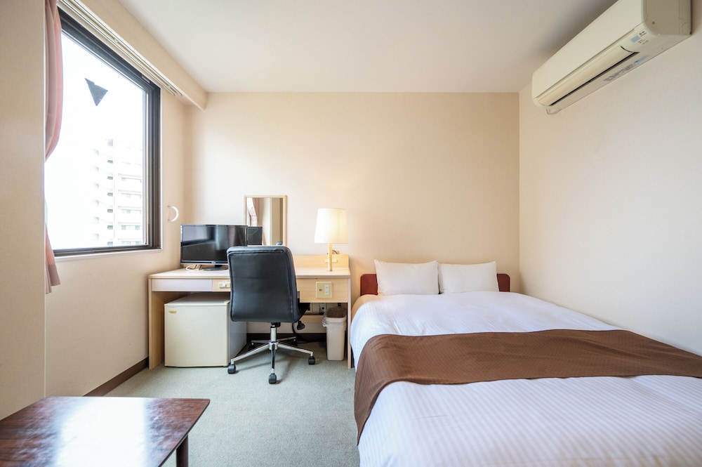 ダブルルーム 喫煙可 客室3 | かごしま第一ホテル鴨池店