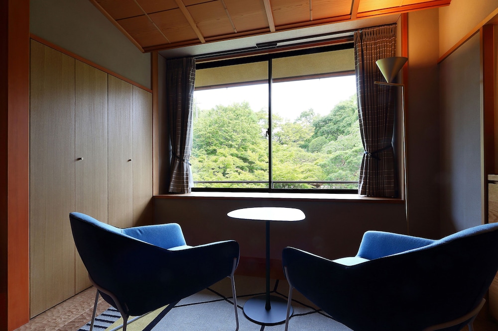 203 客室の設備とサービス0 | 南禅寺参道 菊水