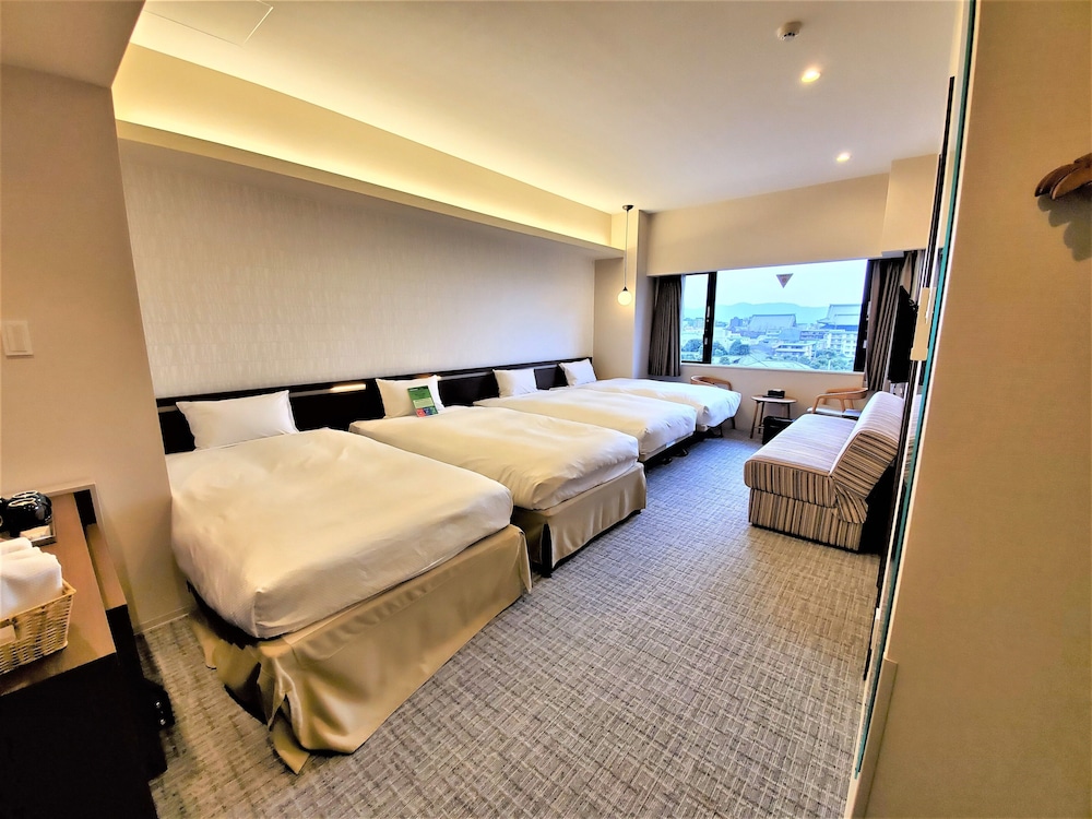 スタンダード4 人部屋 禁煙 （トイレ・バスセパレート） | ホテルイルヴェルデ 京都