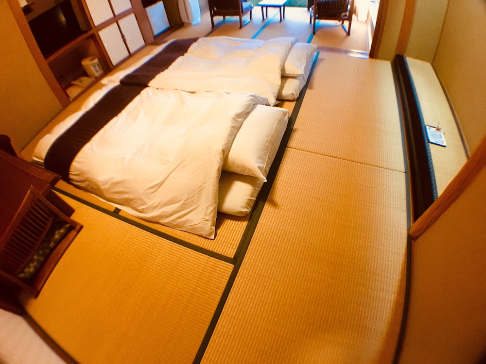 「1階和室」スタンダード和室 リバービュー 禁煙 | 城崎 円山川温泉 銀花