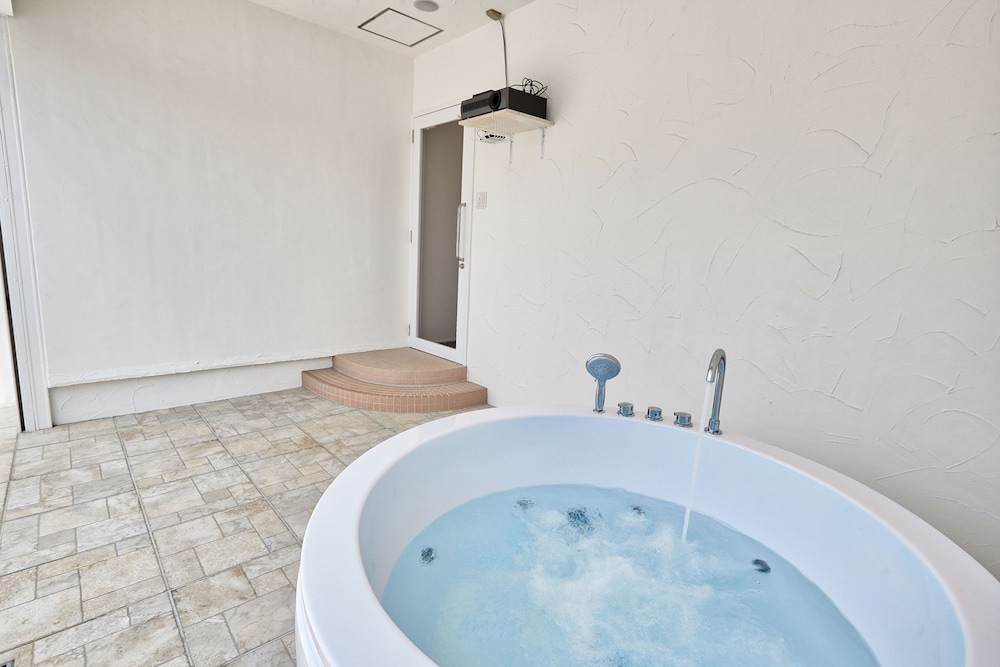 ヴィラ ジェットバス0 | 瀬底ヴィラ