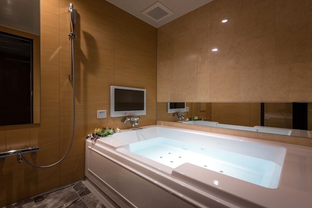 スタンダード ダブルルーム 喫煙可 バスルーム2 | ホテル シードット 小倉ベイ