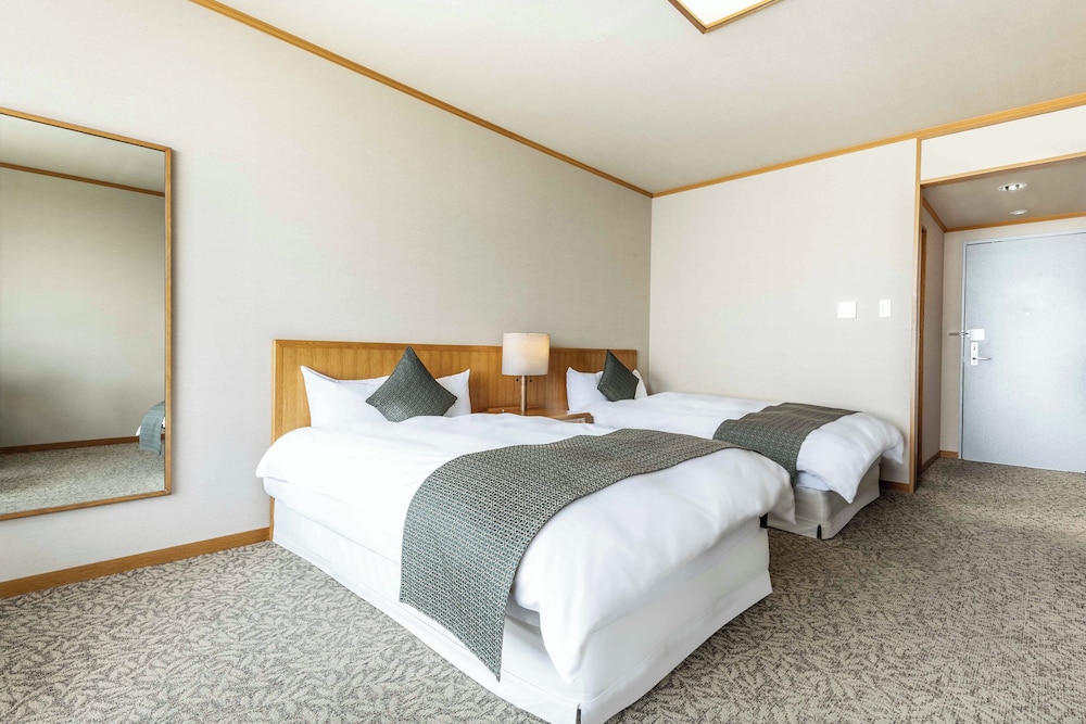 ツインルーム シービュー 客室1 | スパ & リゾート ホテルソラージュ 大分・日出