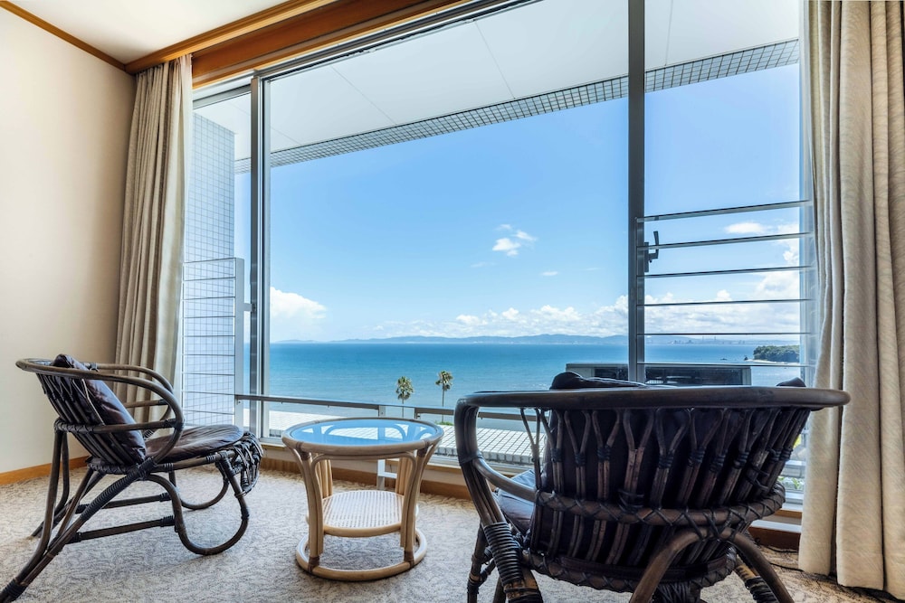 ツインルーム シービュー バルコニーからの眺望0 | スパ & リゾート ホテルソラージュ 大分・日出