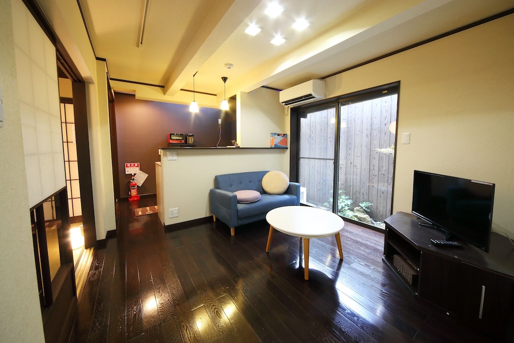 ハウス リビングルーム1 | 京の町 飛鳥