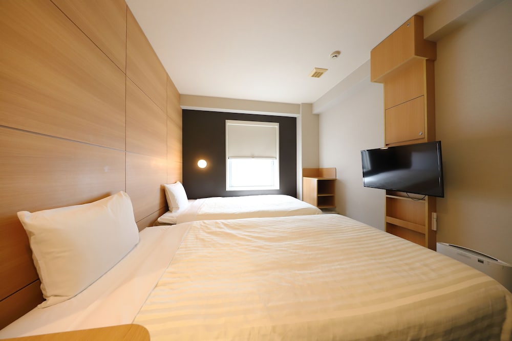 ツインルーム 禁煙 客室1 | スマイルホテル京都烏丸五条