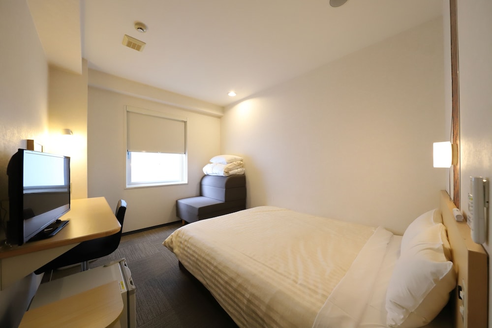 ダブルルーム [ソファー付] 禁煙 | スマイルホテル京都烏丸五条