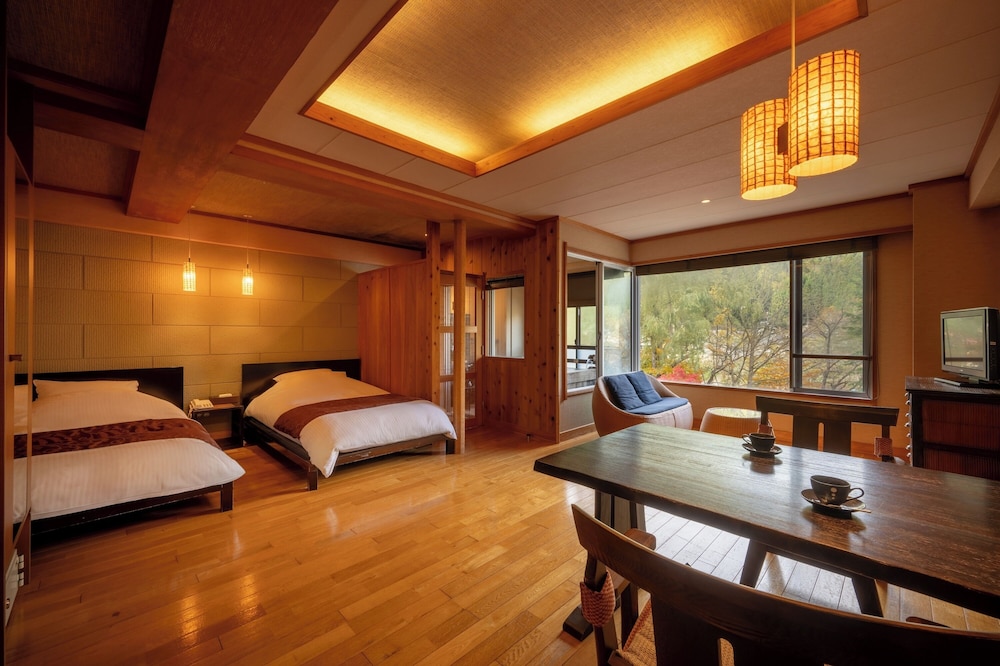 和室 2人部屋 温泉付 禁煙 318 客室2 | ゆめみの宿観松館