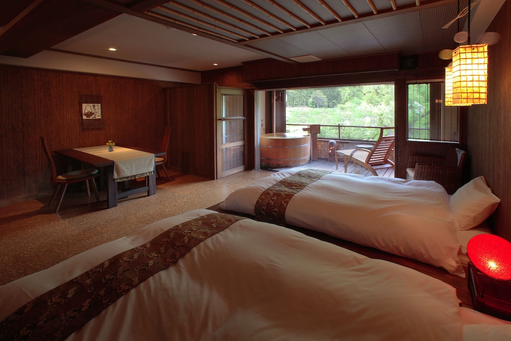 和室 2人部屋 温泉付 禁煙 316 客室1 | ゆめみの宿観松館