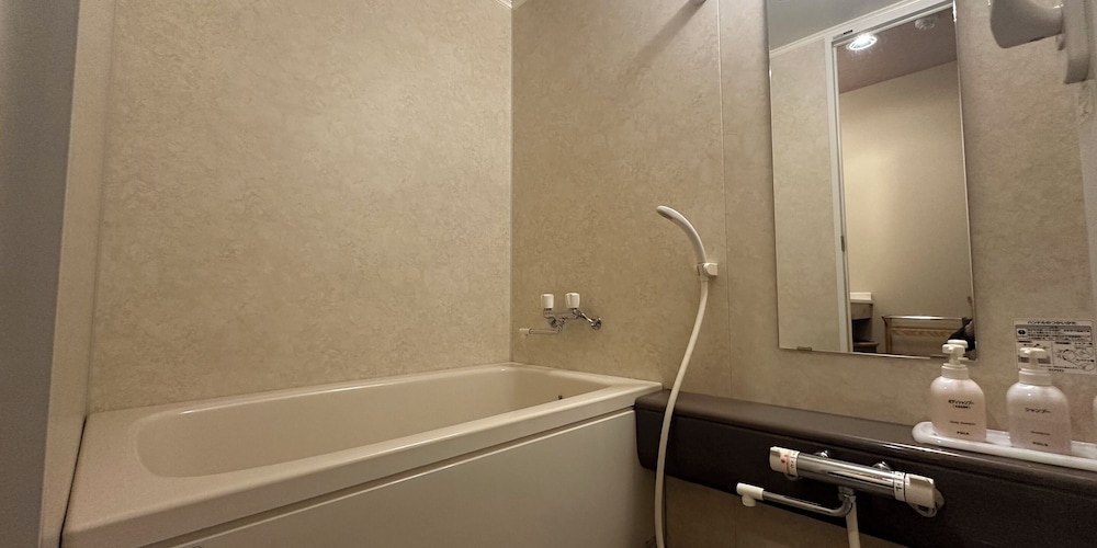 デザイン ツインルーム 専用バスルーム バスルーム0 | 夕景の宿 海のゆりかご 萩小町