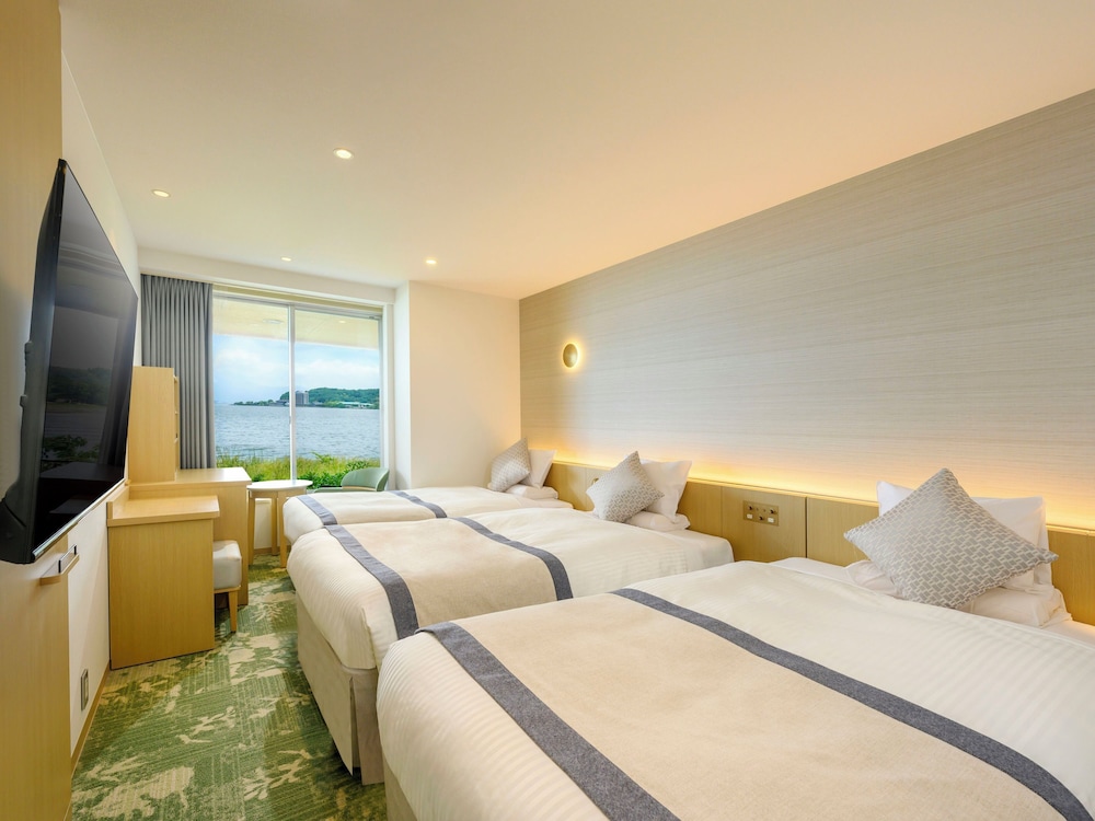 スーペリアトリプル（バス付）禁煙 | 亀の井ホテル 彦根