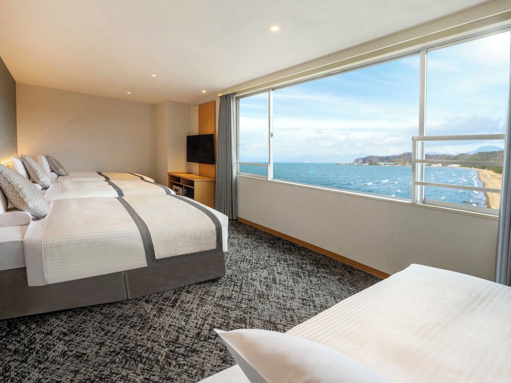 アクセシブルルーム（バス付）禁煙 部屋からの景観0 | 亀の井ホテル 彦根