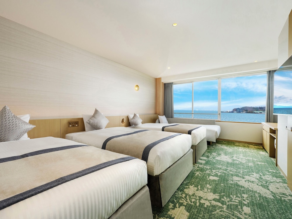 ビューバス付 デラックスルーム 禁煙 客室2 | 亀の井ホテル 彦根