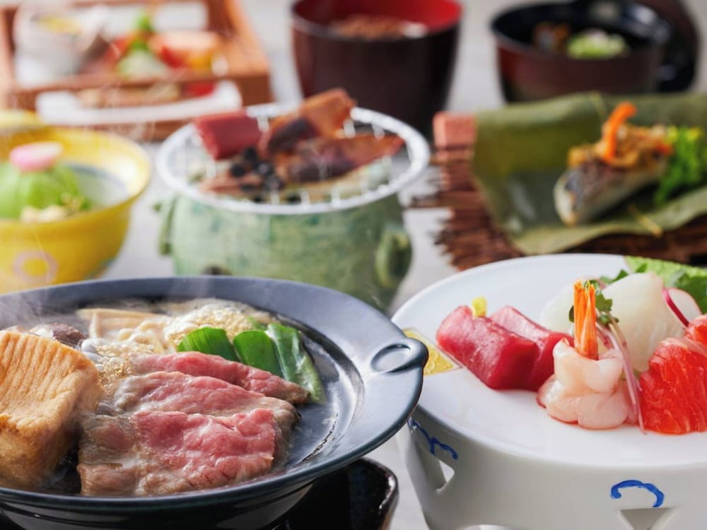 和室10畳 禁煙 旅館のお食事処0 | 亀の井ホテル 彦根