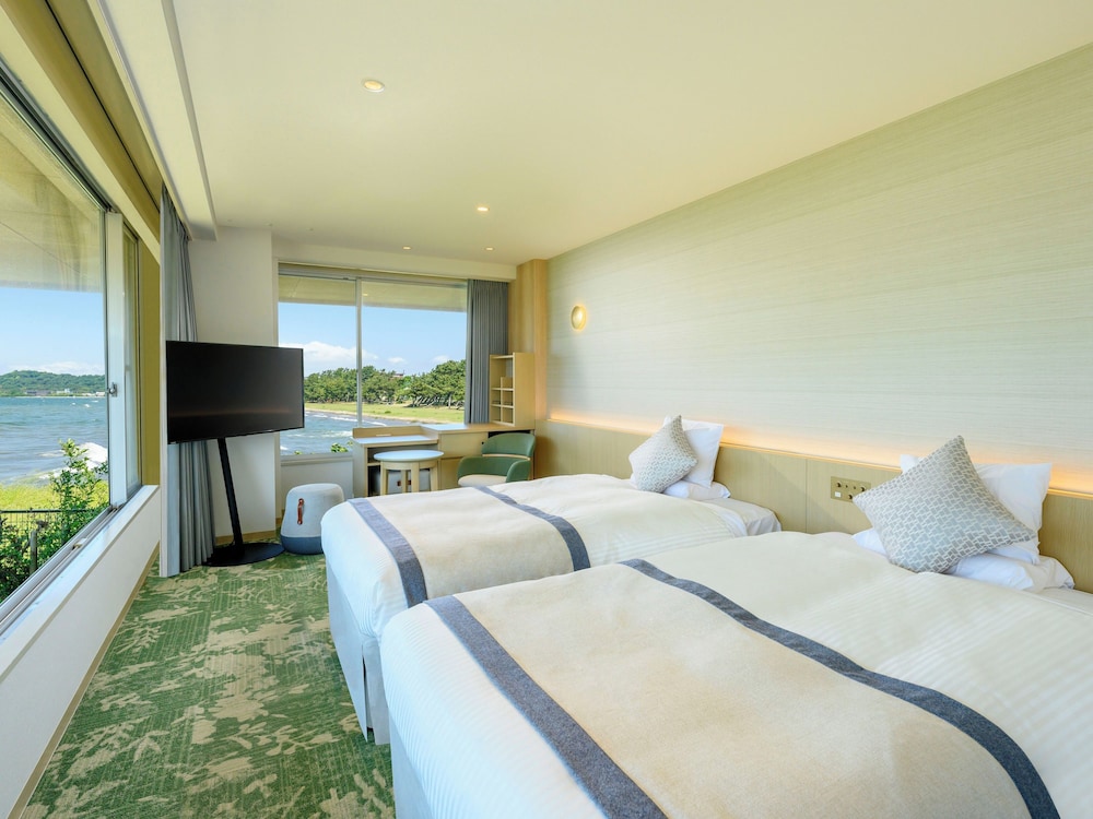 スーペリアコーナービュー(バス付)禁煙 客室1 | 亀の井ホテル 彦根