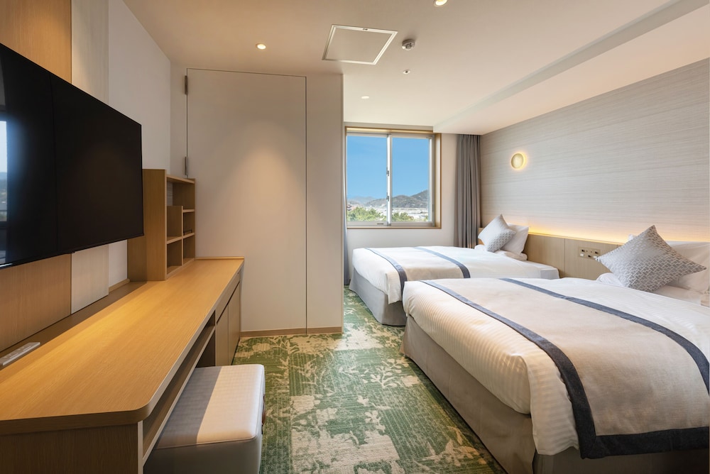 スーペリアツイン(バス付)禁煙 | 亀の井ホテル 彦根