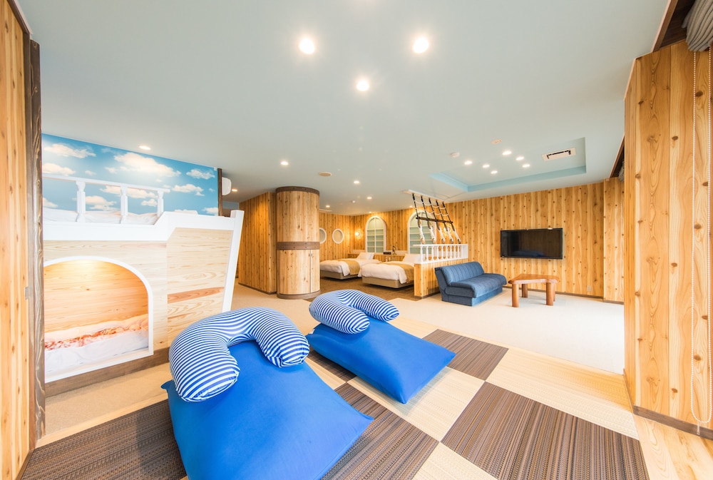 客室1 | 西伊豆土肥温泉 碧き凪ぎの宿 明治館