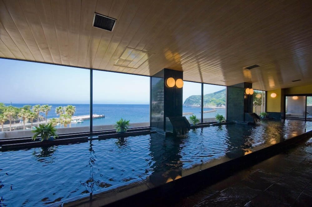 大浴場1 | 西伊豆土肥温泉 碧き凪ぎの宿 明治館