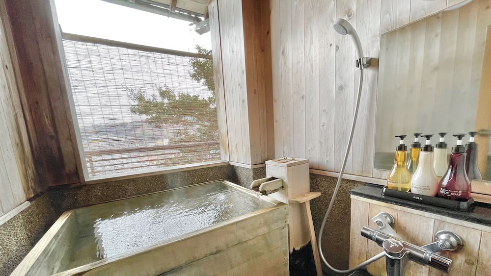 [本館] 庵 ~ 源泉かけ流し半露天檜風呂 - 和洋室 部屋からの景観0 | 淘心庵 米屋