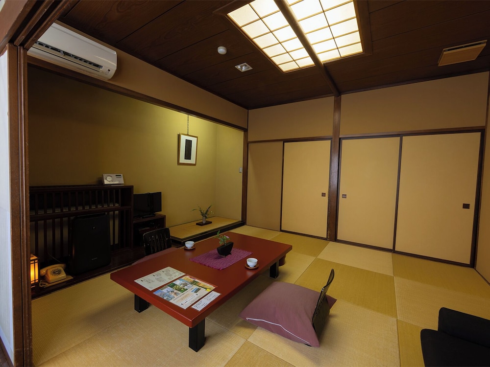 和室 露天風呂&トイレ付 客室2 | 彩花亭時代屋