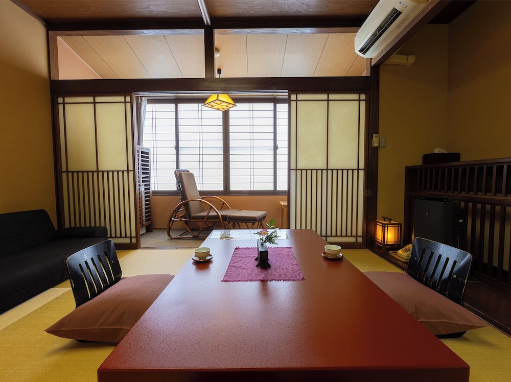 和室 露天風呂&トイレ付 客室1 | 彩花亭時代屋