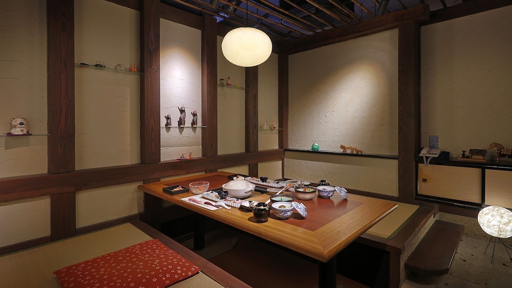 スタンダード ルーム 禁煙 マウンテンビュー 旅館のお食事処1 | かっぱの宿 旅館三治郎