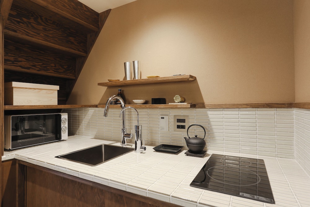 ハウス 禁煙 専用キッチン0 | 八坂半