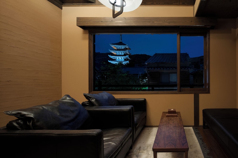 ハウス 禁煙 リビング エリア0 | 八坂半