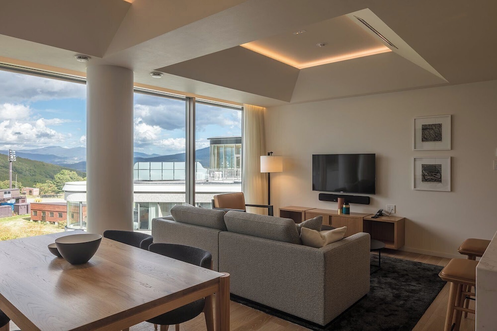 2 Bedroom Suite | スカイニセコ