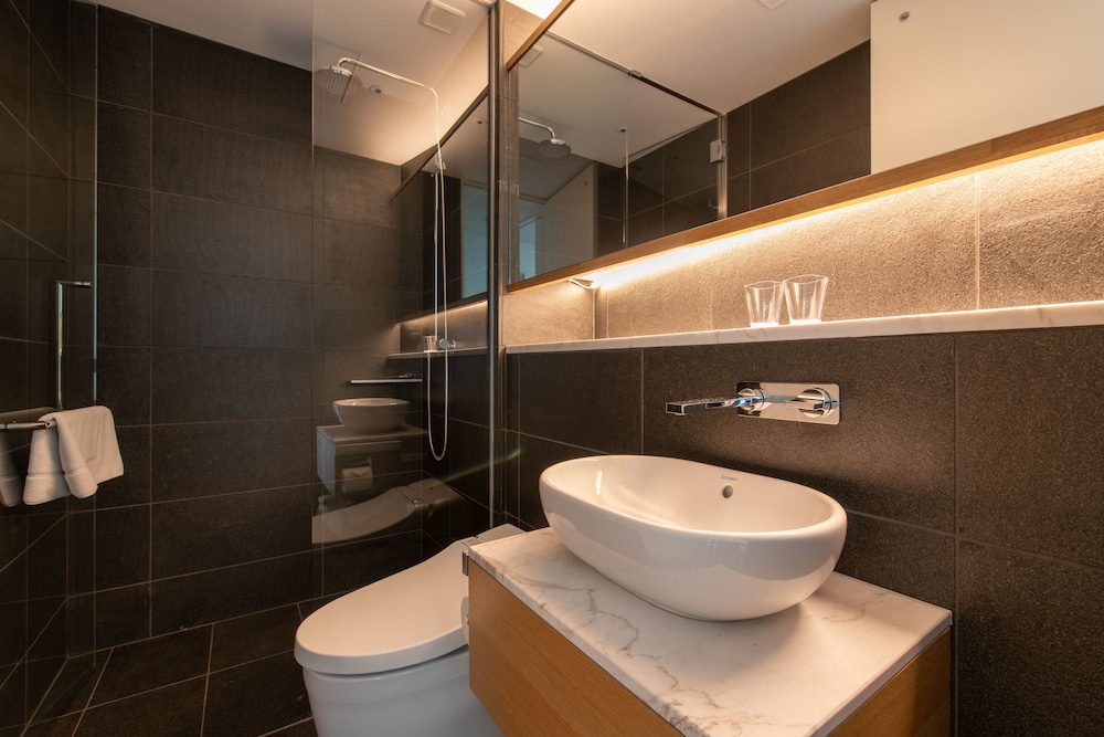 4 Bedroom Suite バスルーム0 | スカイニセコ