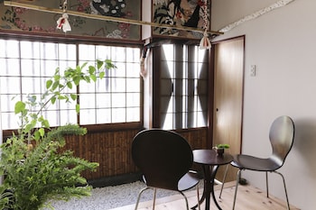 ホステル松の木