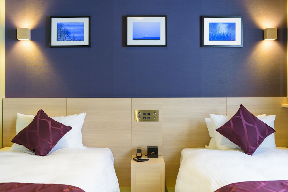 デラックス ルーム シングルベッド 2 台 禁煙 浴槽 客室5 | ベストウェスタンプラスホテルフィーノ千歳