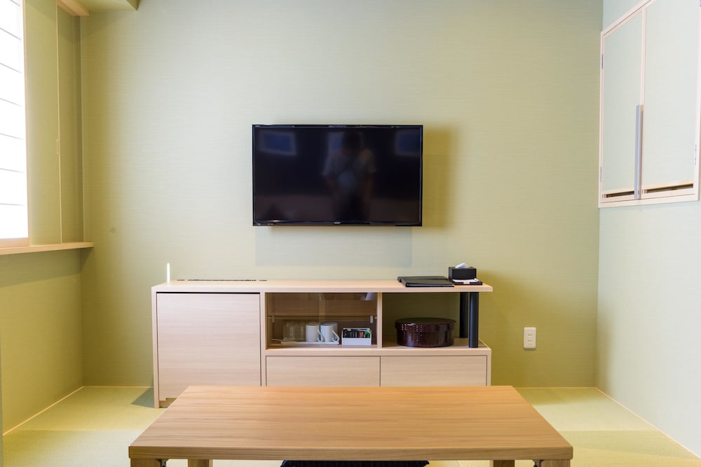 デラックス ルーム シングルベッド 2 台 禁煙 浴槽 客室2 | ベストウェスタンプラスホテルフィーノ千歳