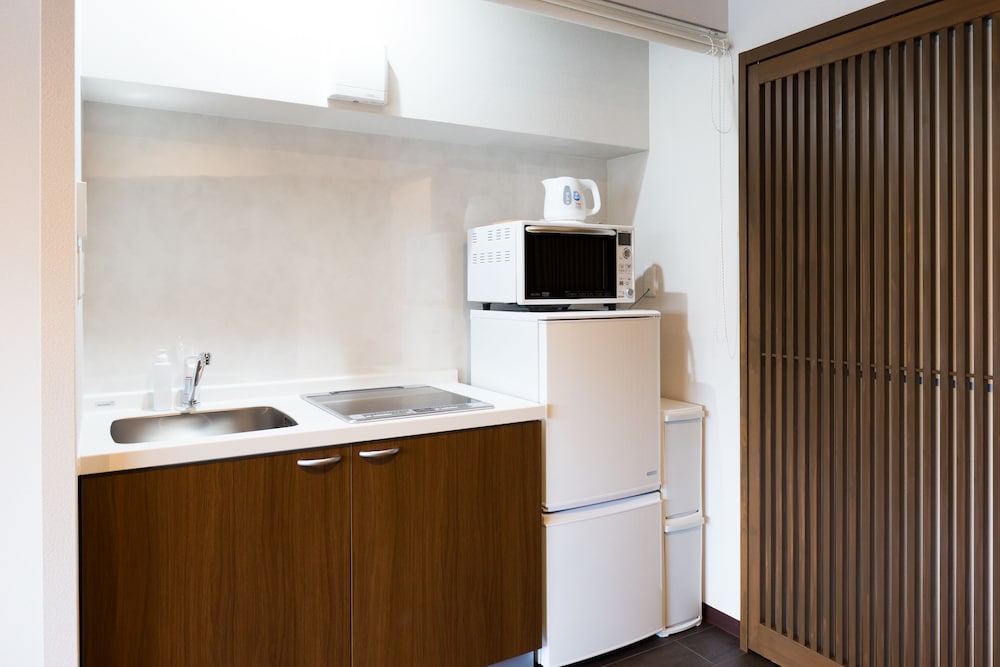 デラックス ルーム バルコニー リバービュー 専用簡易キッチン0 | 京都 リバービューハウス 京楽
