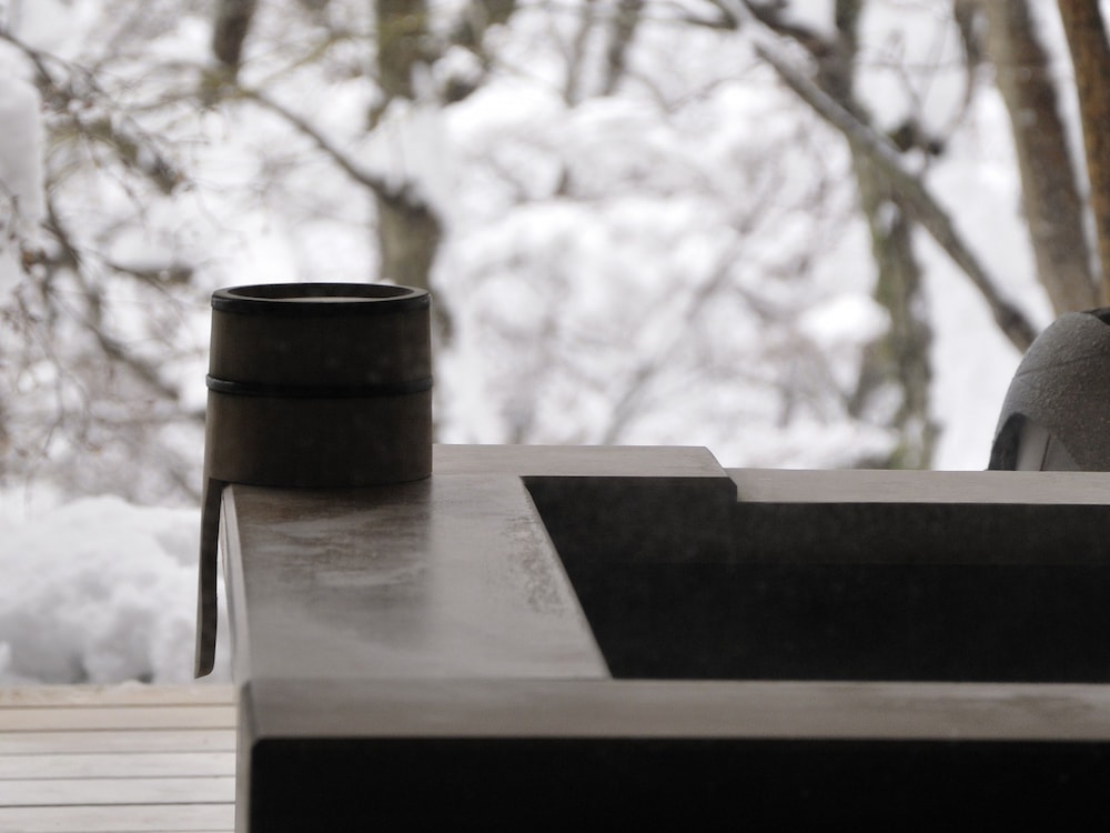 露天風呂付和室2ベッド (10畳) +テラス 部屋からの景観2 | 強羅花扇