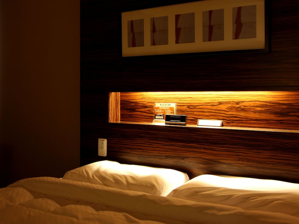 ダブルルーム 喫煙可 別館 客室1 | 国際ホテル宇部