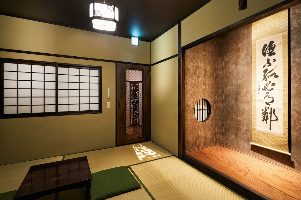 WEST デラックススイート 客室1 | 映月