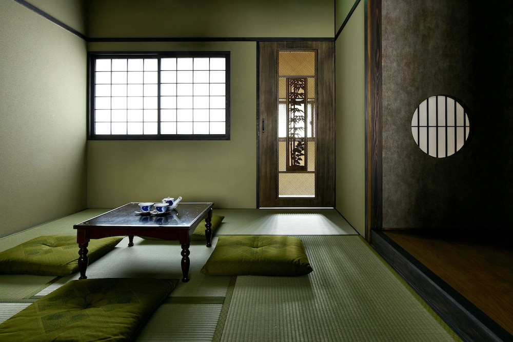 WEST デラックススイート 客室3 | 映月