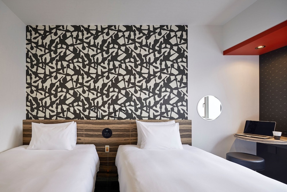 スーペリア ツインルーム 禁煙 客室2 | the b 浅草