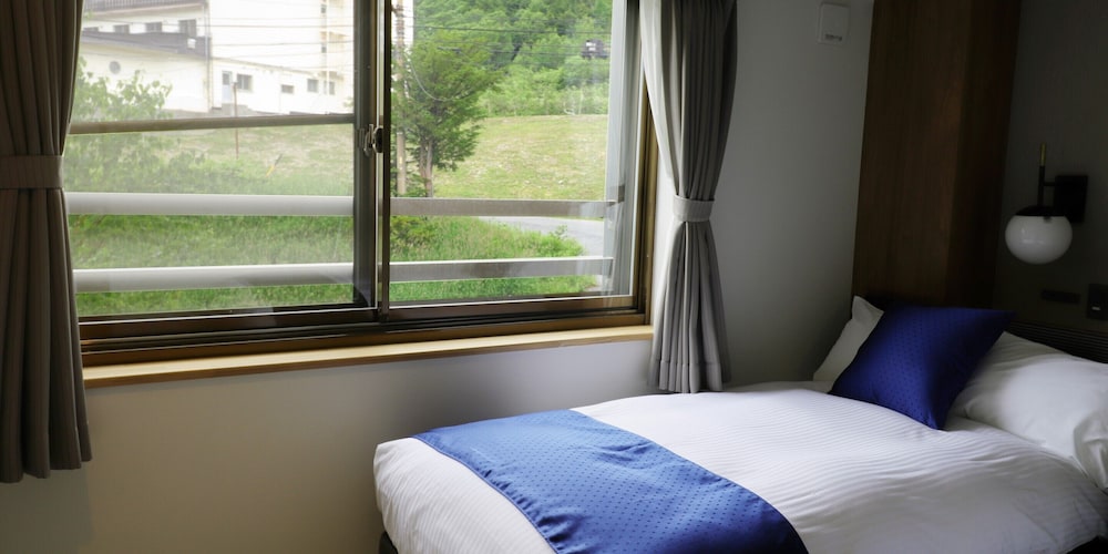 ジュニア スイート 客室5 | 志賀高原 ホテル一望閣