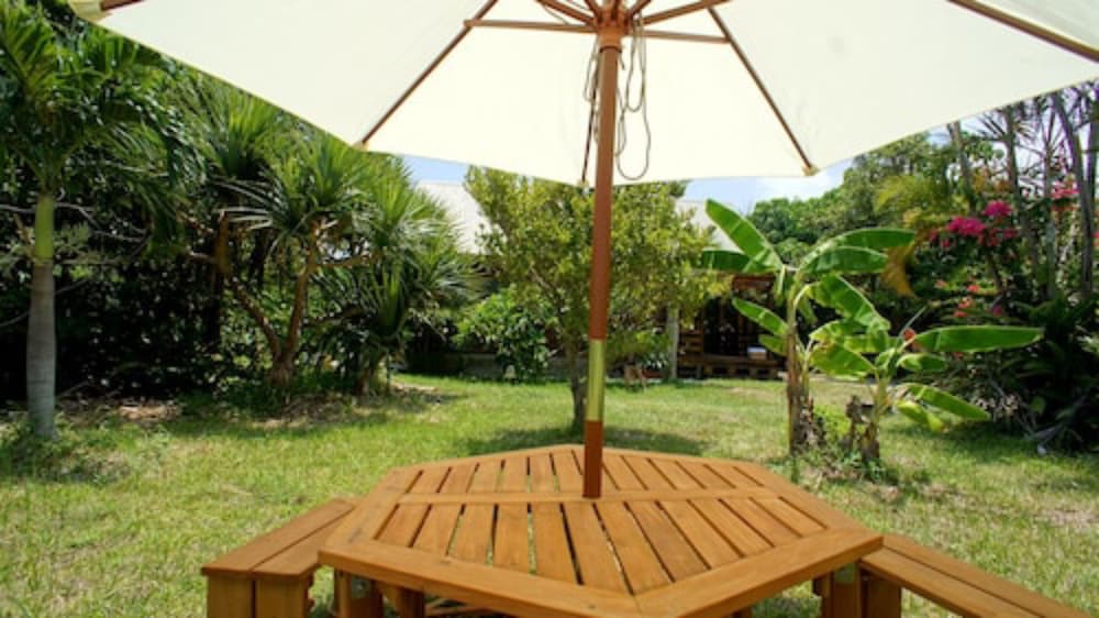 庭園1 | 島の休日 ヨイサーマー Sunrise Beach House 庭園1 | 島の休日 ヨイサーマー Sunrise Beach House