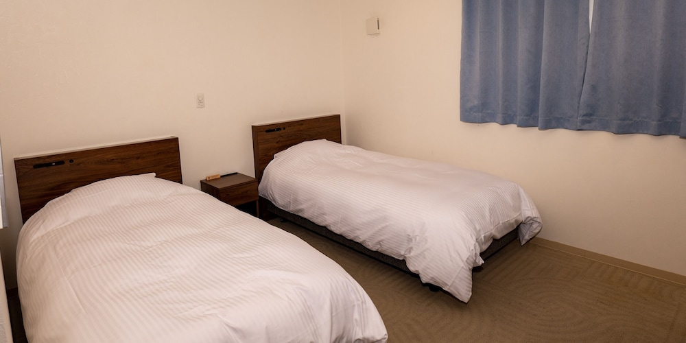 [禁煙] ツインルーム (ユニットバス付) | HOTEL PAIKAJI