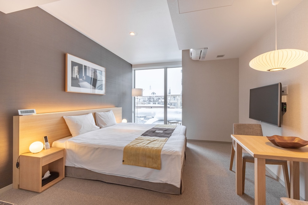 スーペリアスタジオ(１階) 客室2 | ザ・メイプルズニセコ