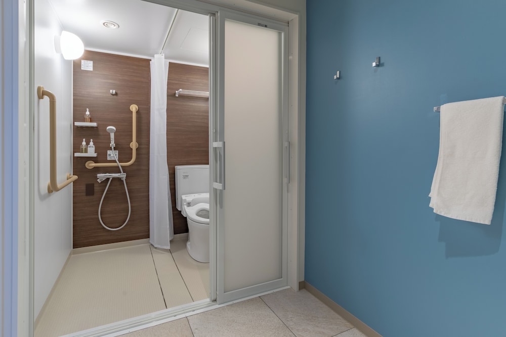 スーペリアスタジオ(１階) バスルーム1 | ザ・メイプルズニセコ