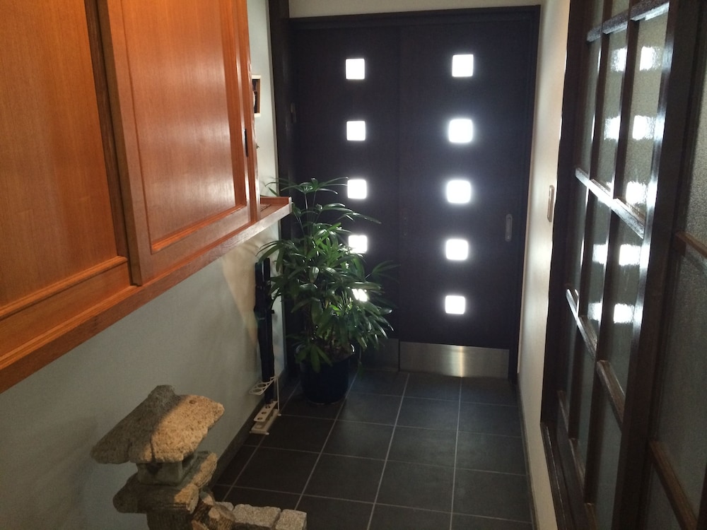 内部エントランス1 | 京の小宿 KANA町家 内部エントランス1 | 京の小宿 KANA町家