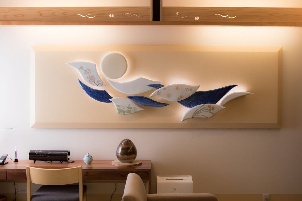 月庵(つきあん) 温泉引き湯付き 禁煙 37 ㎡【4F】 客室2 | CHAHARU離れ 道後夢蔵